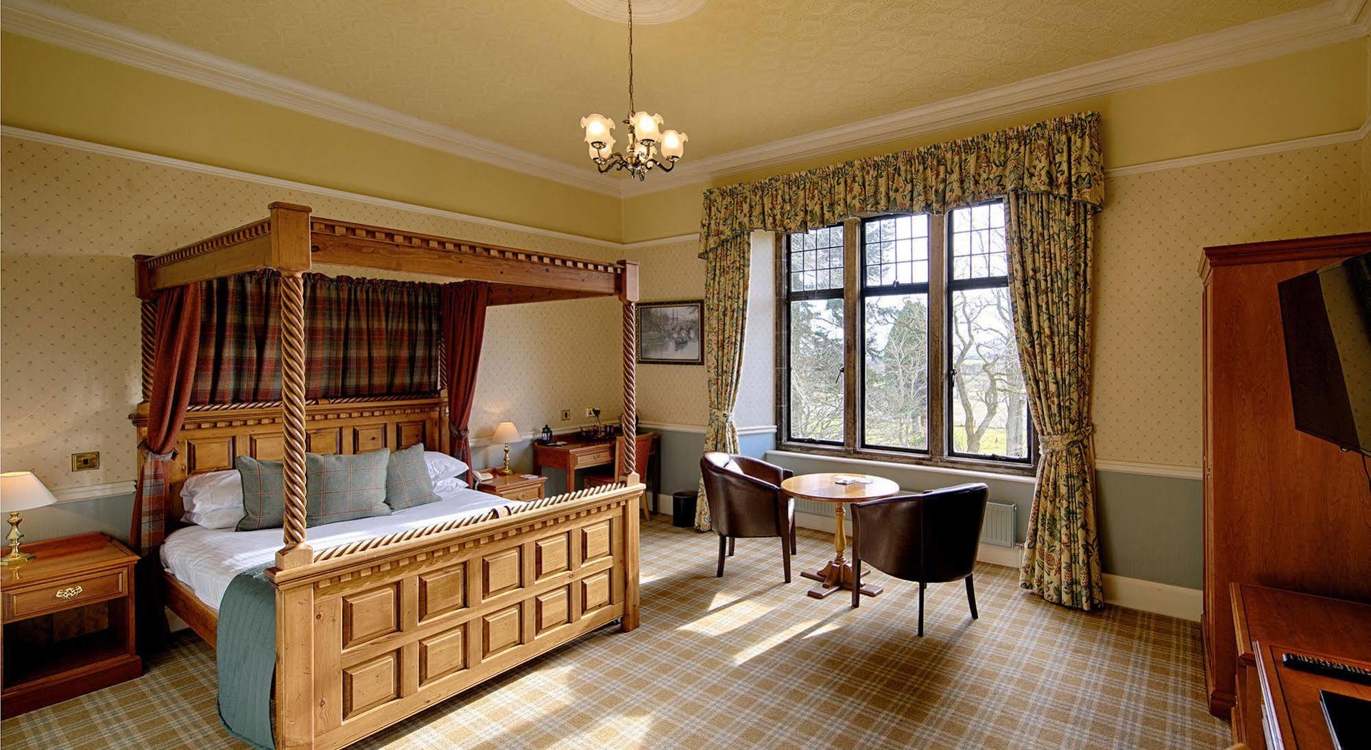 Kincraig Castle Hotel Инвергордън Екстериор снимка